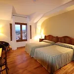 Hotel Del Al Amarillo Penasrubias de Piron
