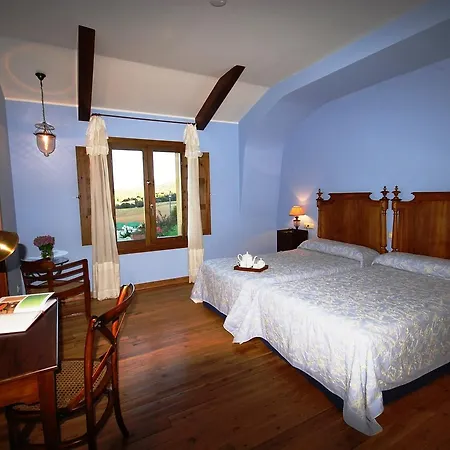 Del Al Amarillo Hotel Penasrubias de Piron