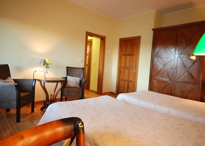 Del Al Amarillo Hotel 4*